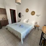 Fedra לינדוס